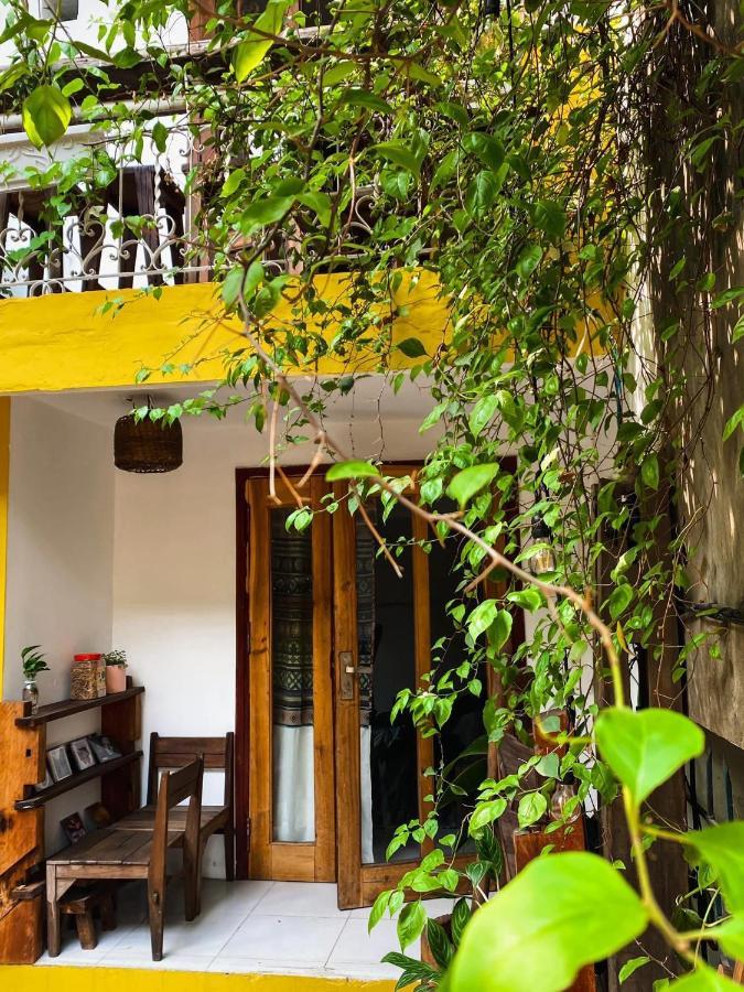 Chu Nhat Cafe & Homestay - 12 Ngo 41 Duong Lang - Co So 1 Hanoj Exteriér fotografie