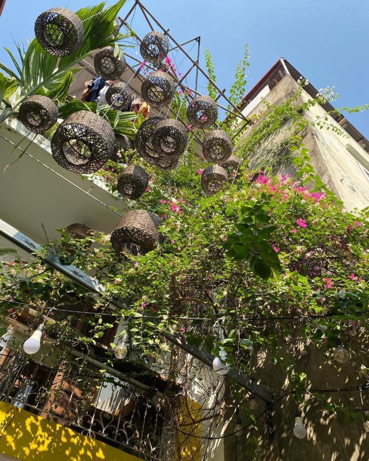 Chu Nhat Cafe & Homestay - 12 Ngo 41 Duong Lang - Co So 1 Hanoj Exteriér fotografie